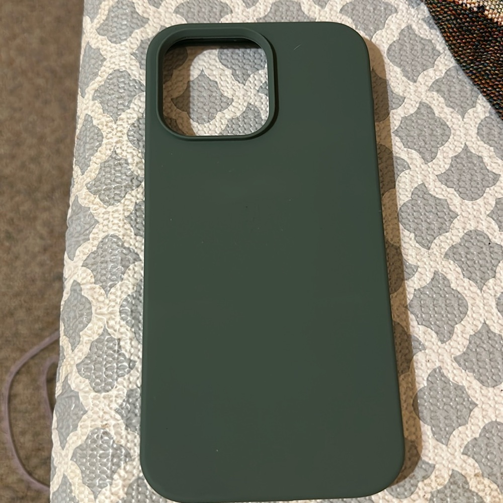 Silicone Army Green iPhone 14 Pro Max MagSafe Case